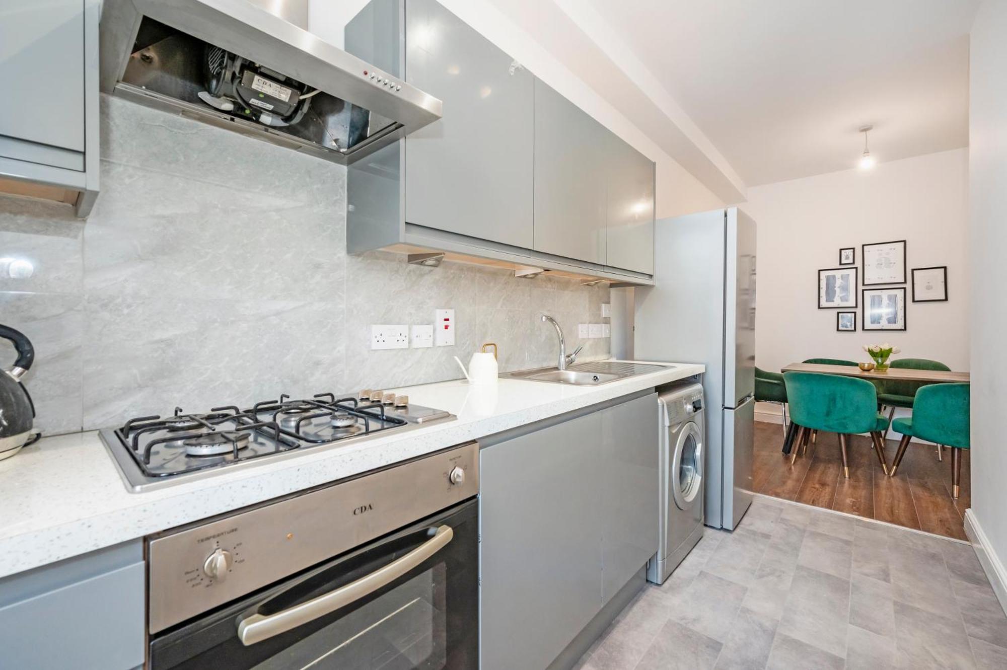 Beautiful Flat Near The Center 11 Min By Tube London