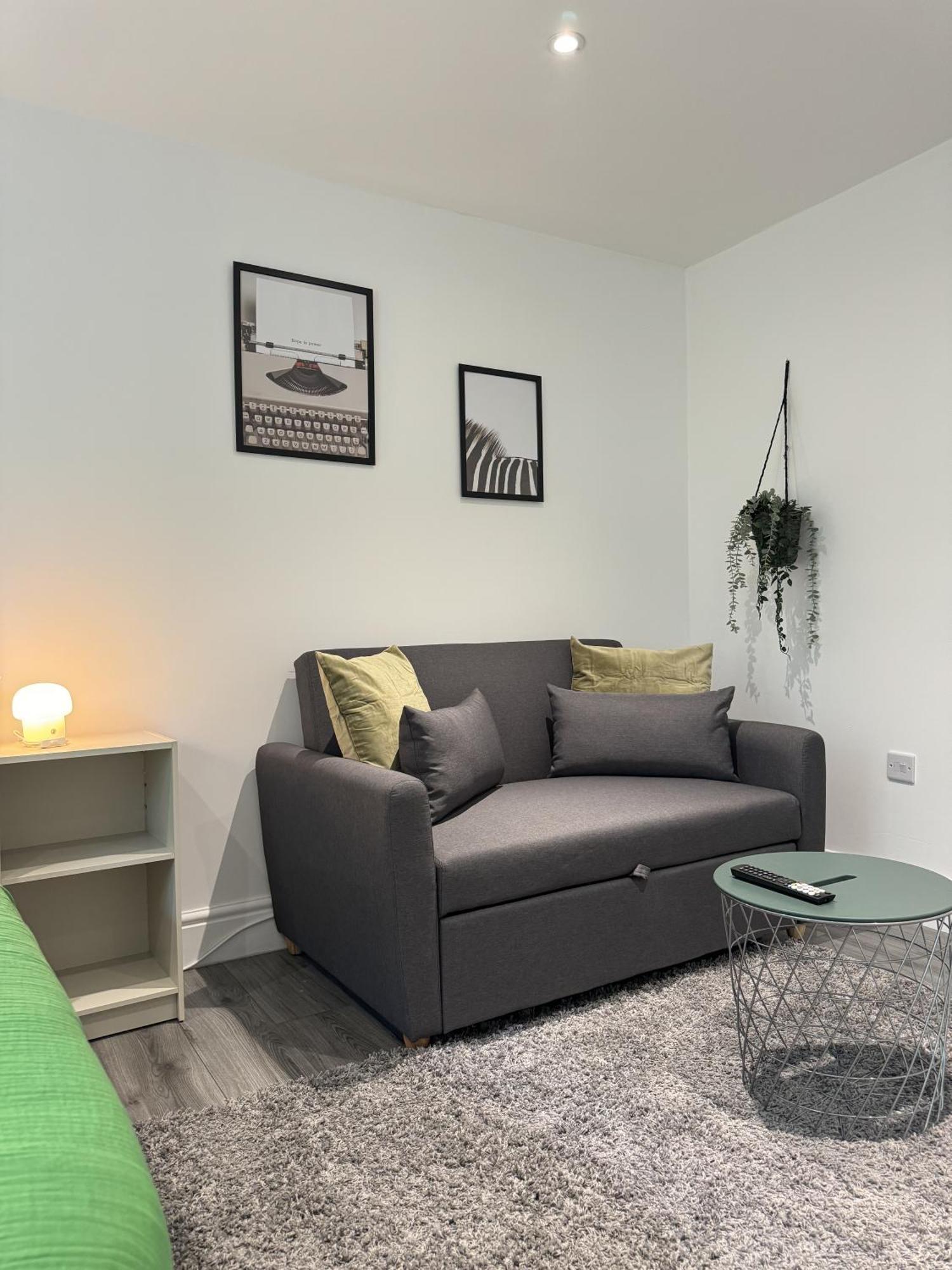 En-suite Bedroom For Up To 4! Sofa Bed - Near Stratford * Londres