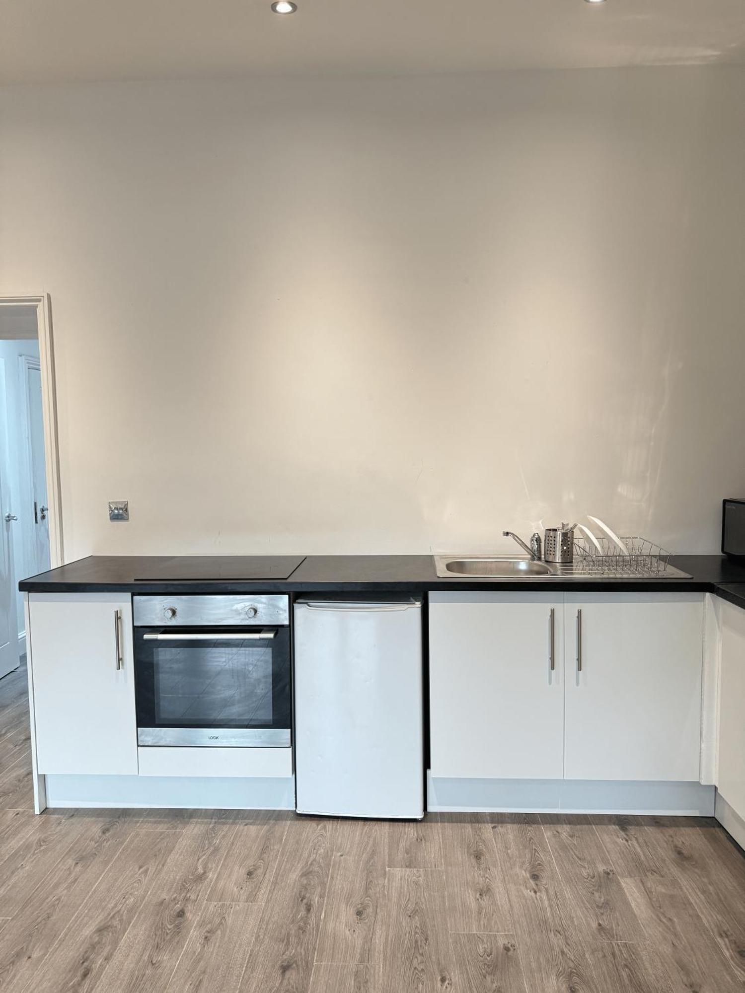 Casa de hóspedes En-suite Bedroom For Up To 4! Sofa Bed - Near Stratford *