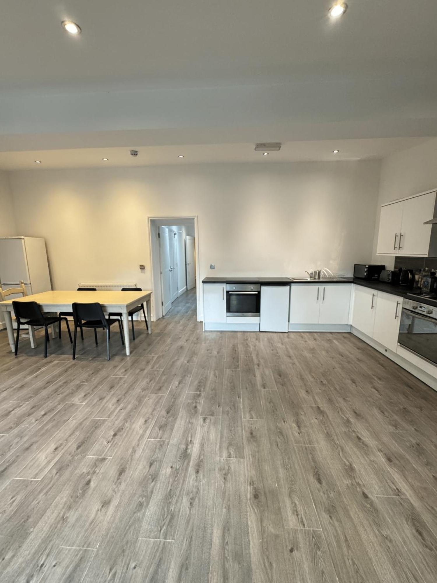 En-suite Bedroom For Up To 4! Sofa Bed - Near Stratford Casa de hóspedes *