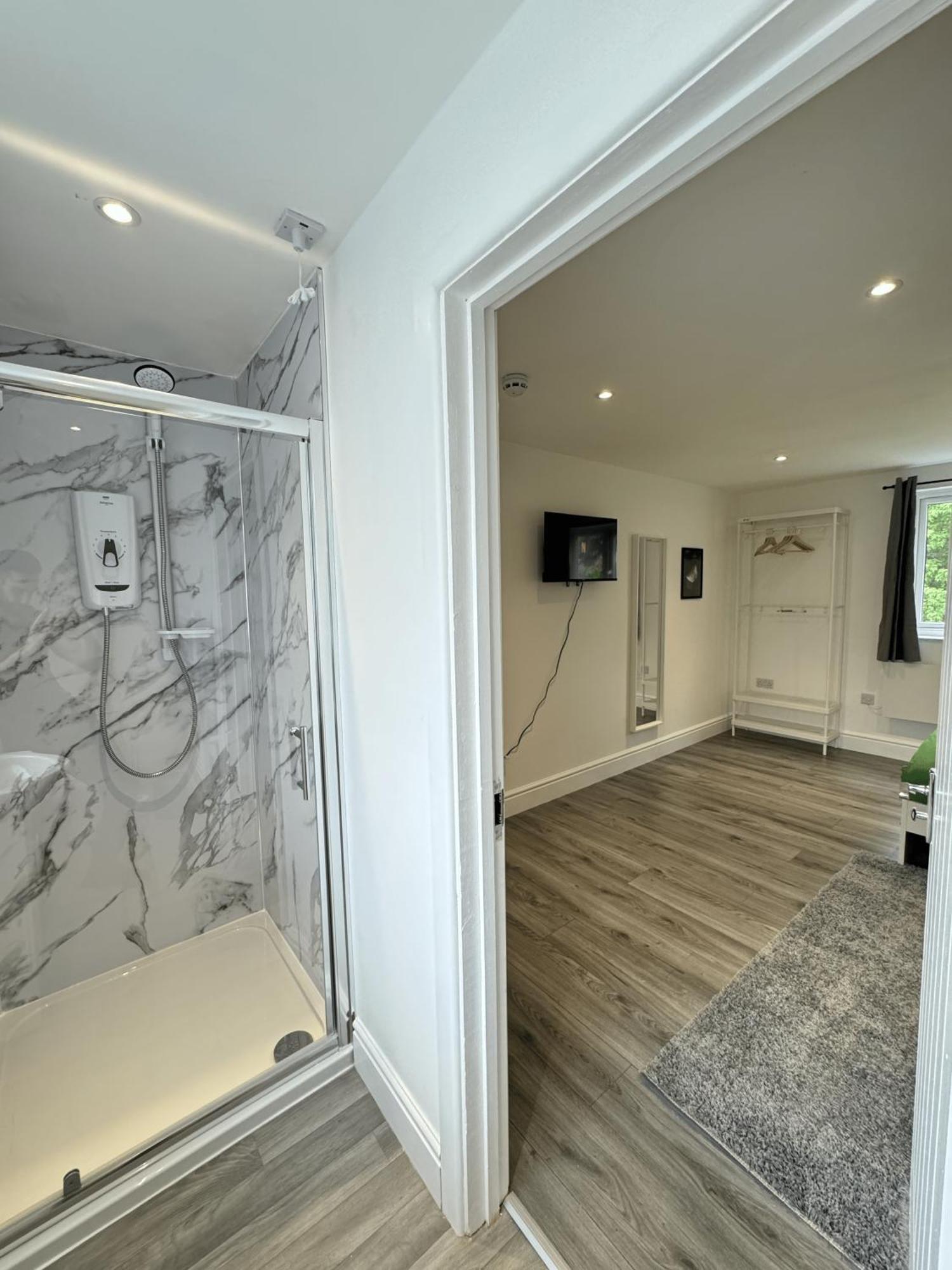 En-suite Bedroom For Up To 4! Sofa Bed - Near Stratford * Londres