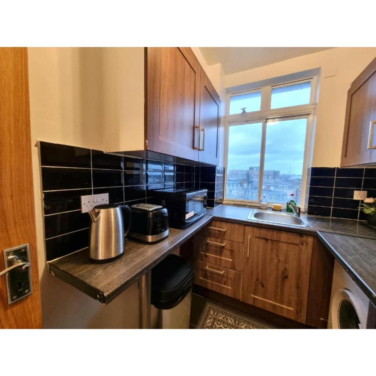 Stylish 1 Bed Flat In The Heart Of Marble Arch Londres