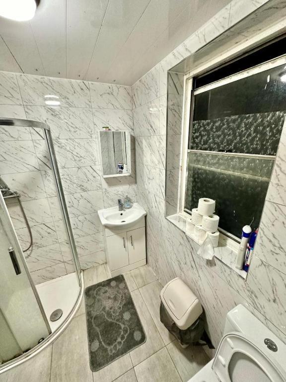 Guest house Whitechapel Lindley House R2 *
