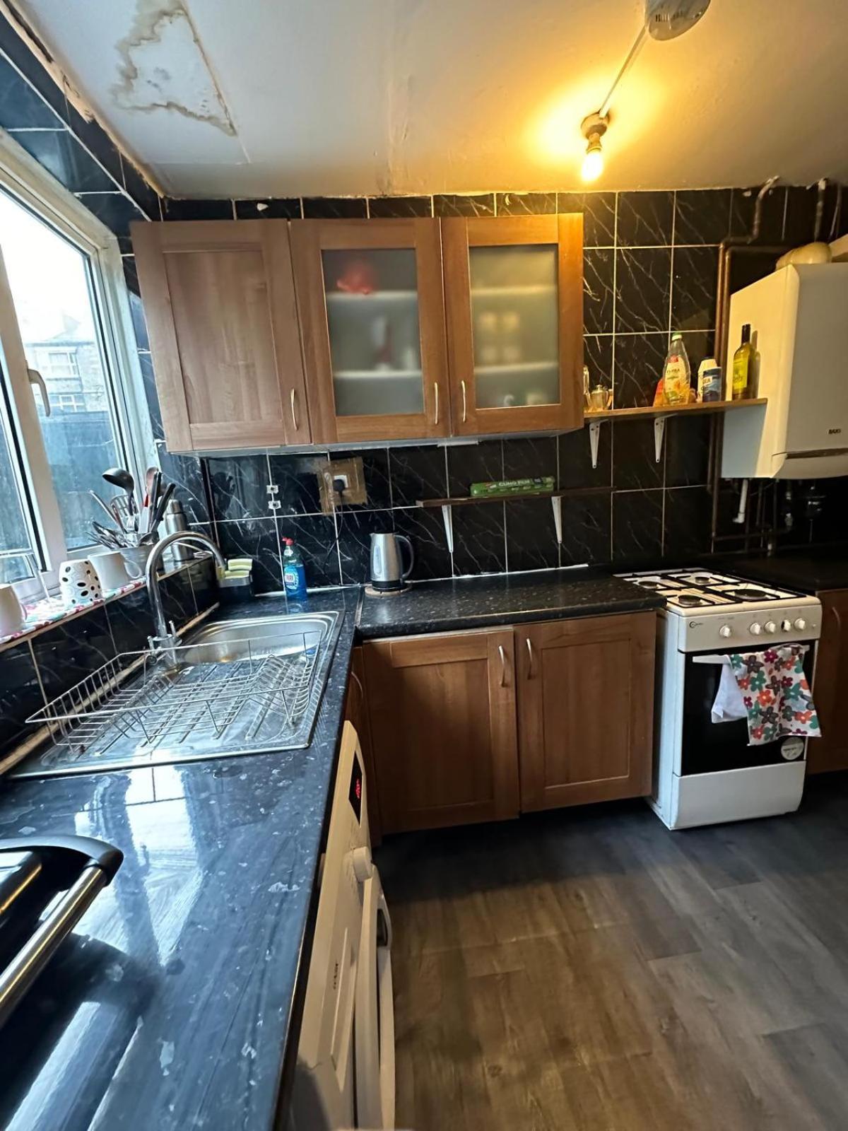 Whitechapel Lindley House R2 Guest house