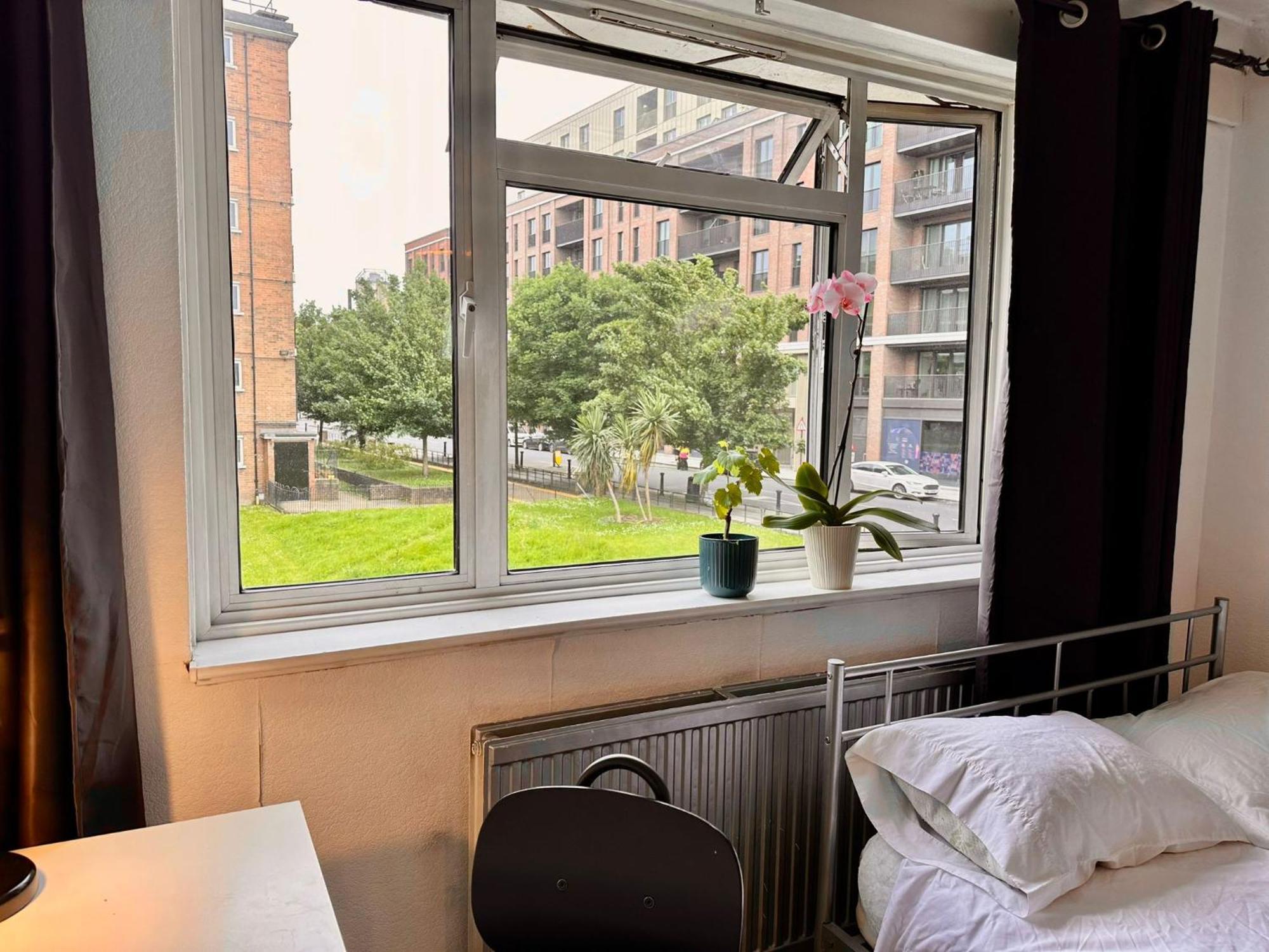 Whitechapel Lindley House R2 Guest house *