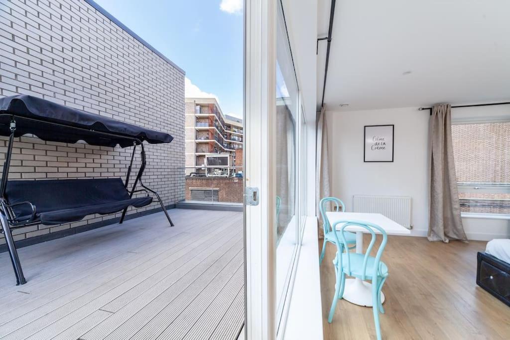 Stunning 5-bedroom Retreat In The Heart Of * Londres
