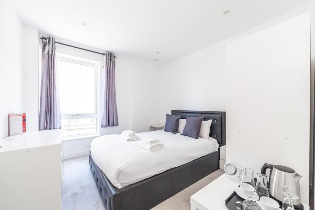 Stunning 5-bedroom Retreat In The Heart Of Apartamento *