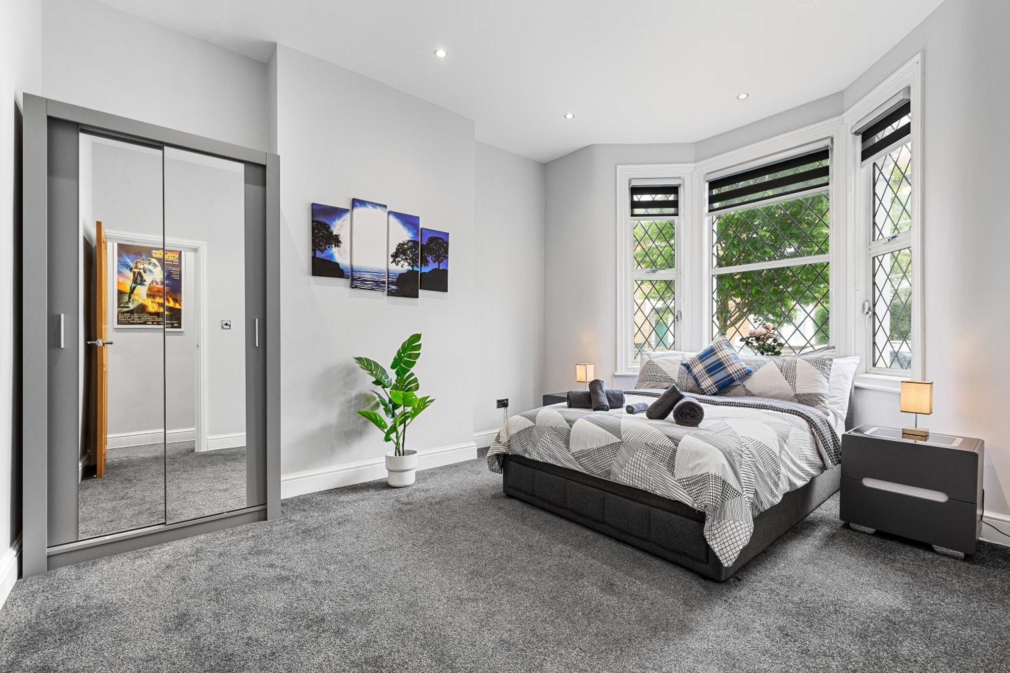 Modern In Shepherds Bush, Near Westfield Londres