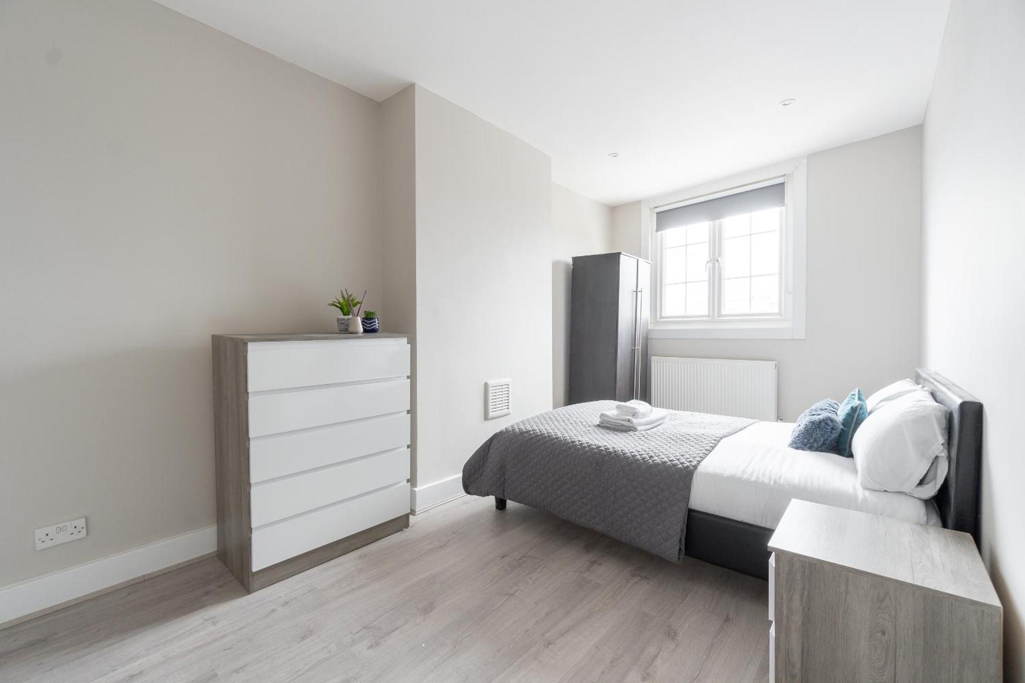 Kennington E/apartment