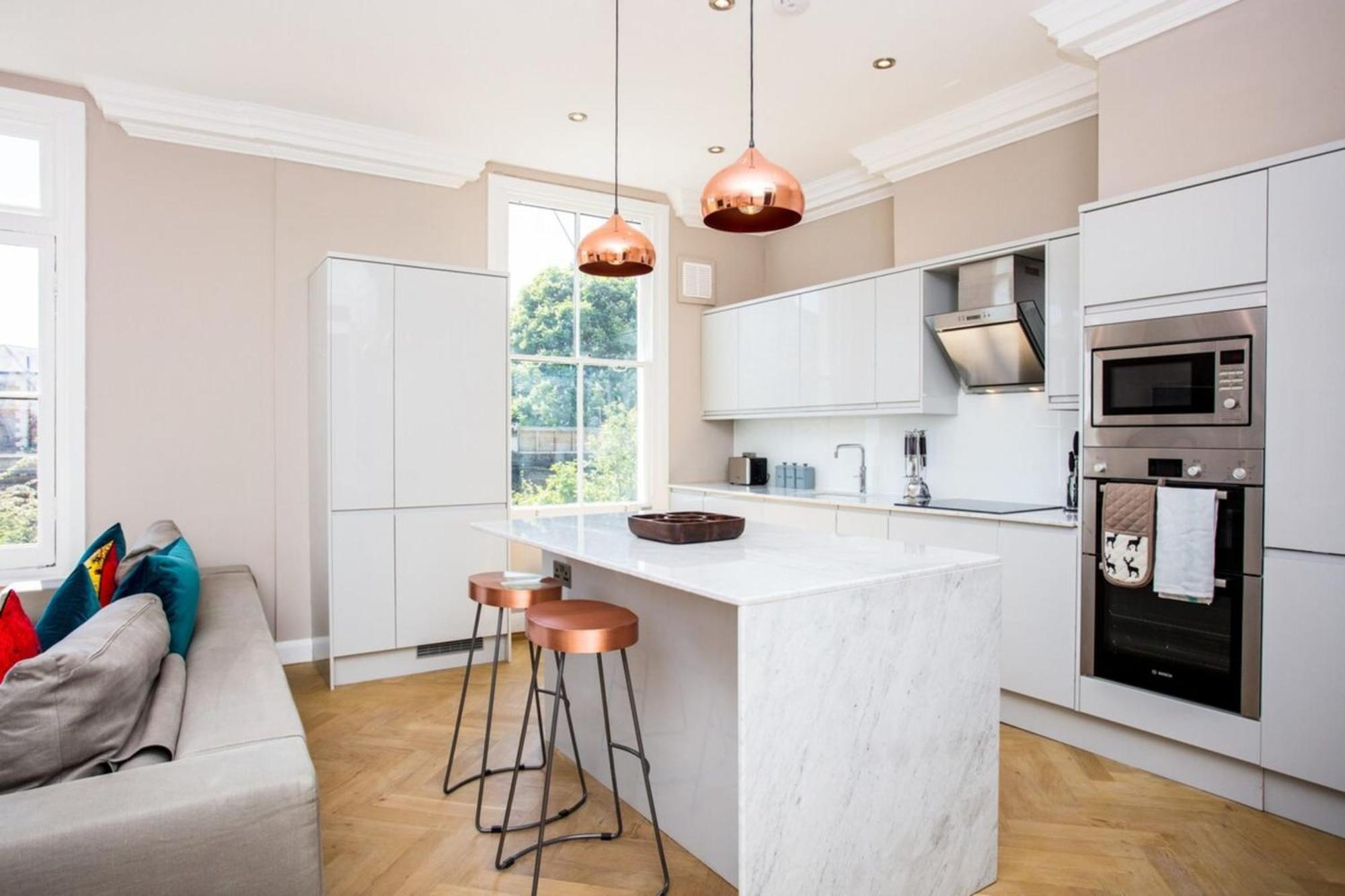 Bright Vibrant 1 Bedroom In South Hampstead Apartment London