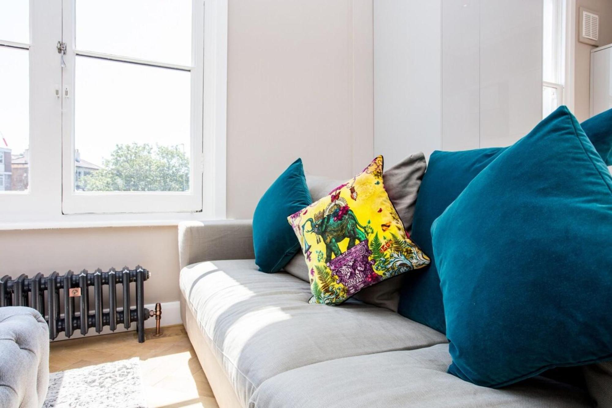 Bright Vibrant 1 Bedroom In South Hampstead * London