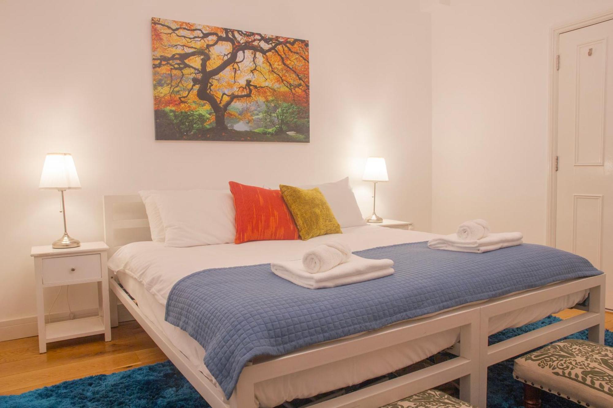 Apartment - Great Location *