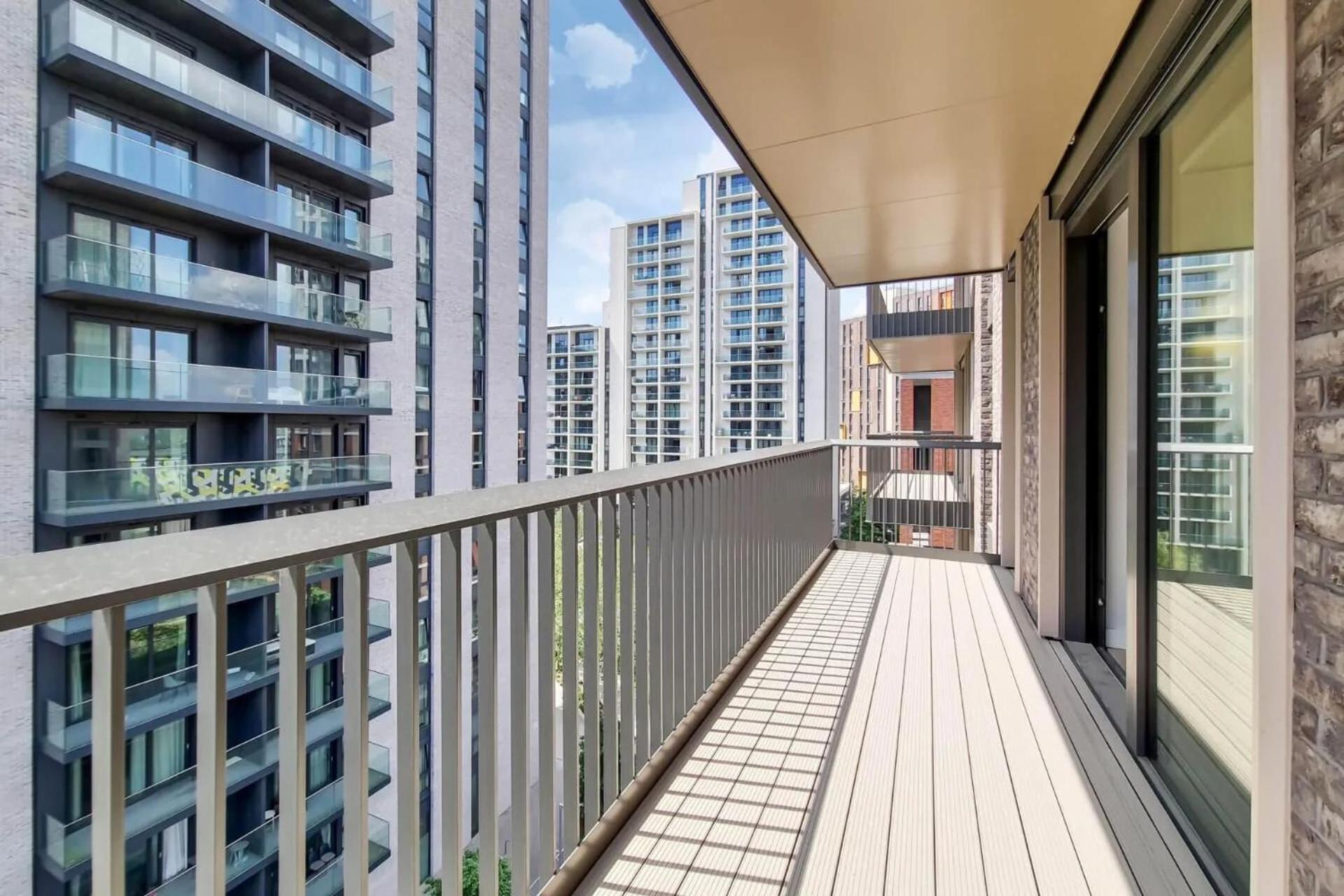 Apartment Botanical-inspired At Repton Gardens Right In The Heart Of Wembley Park London