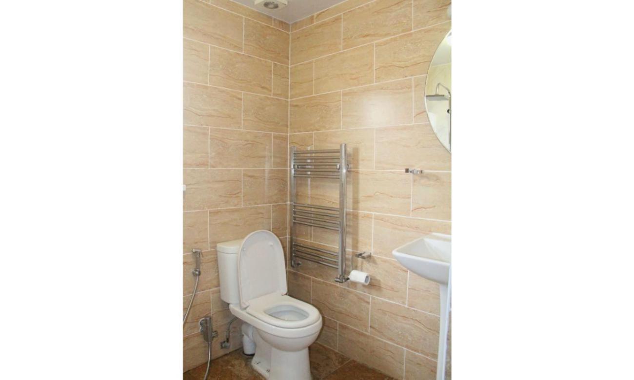 Holiday home 3 Bedroom House,4beds, 2 Baths Ilford ,12 Mins To Stratford *