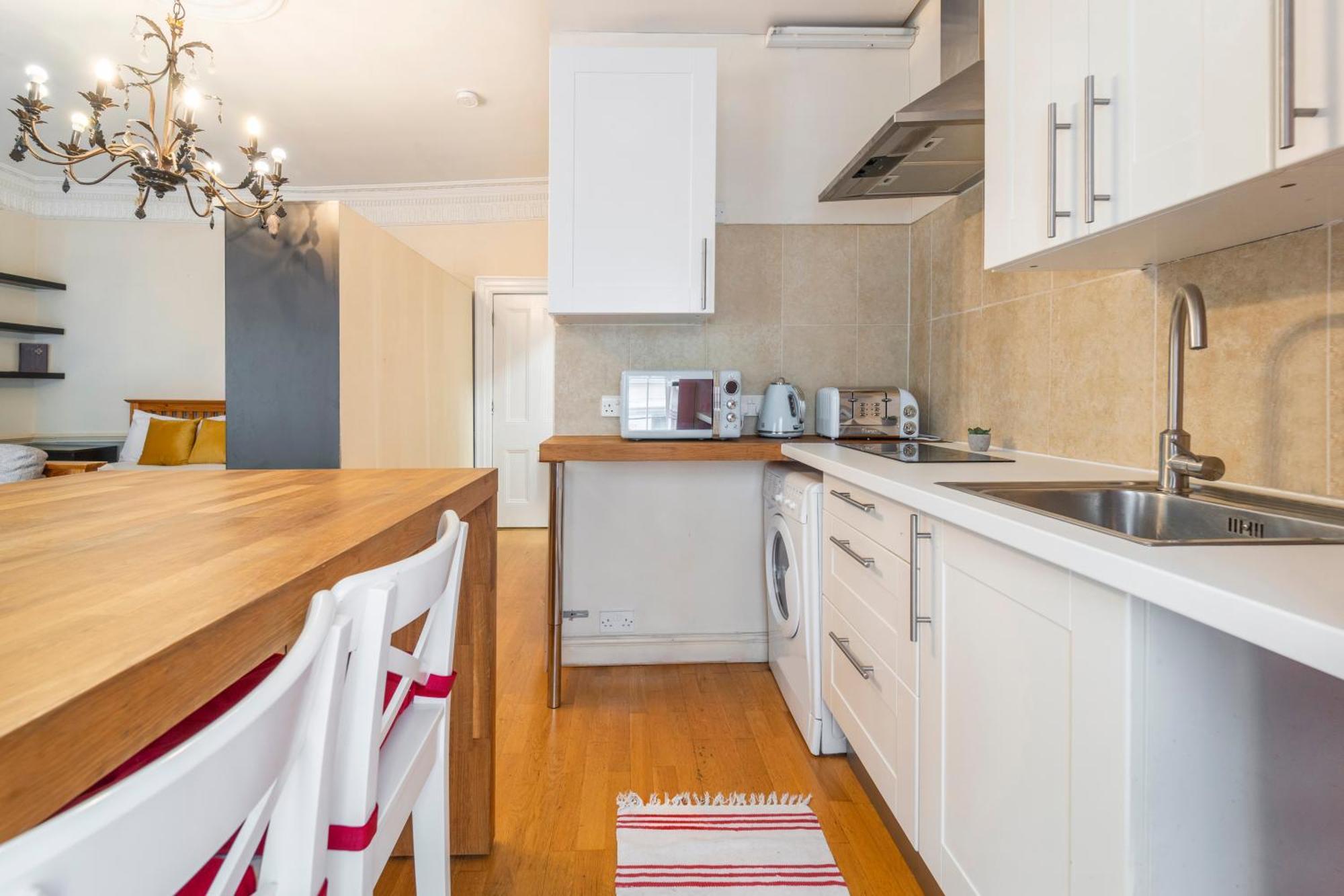Luxury Trafalgar Square Embankment Collection London