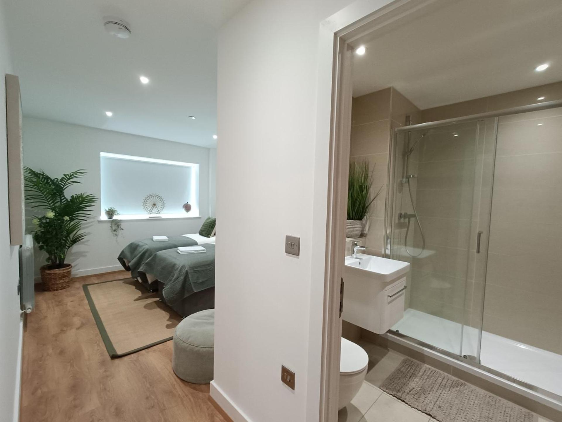 Apartment Snuggle Inn: Riverside With Thames Views