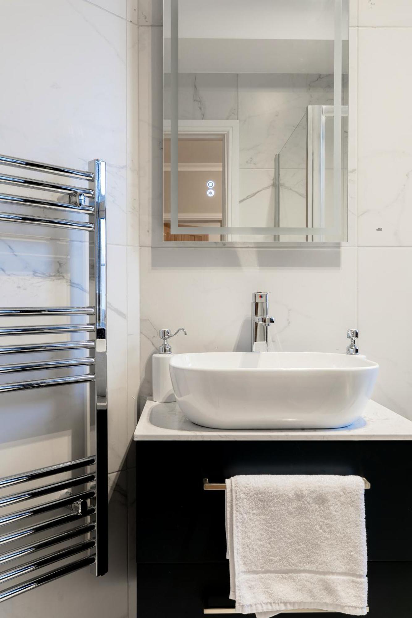 Bright Near Marble Arch And Hyde Park Apartment London