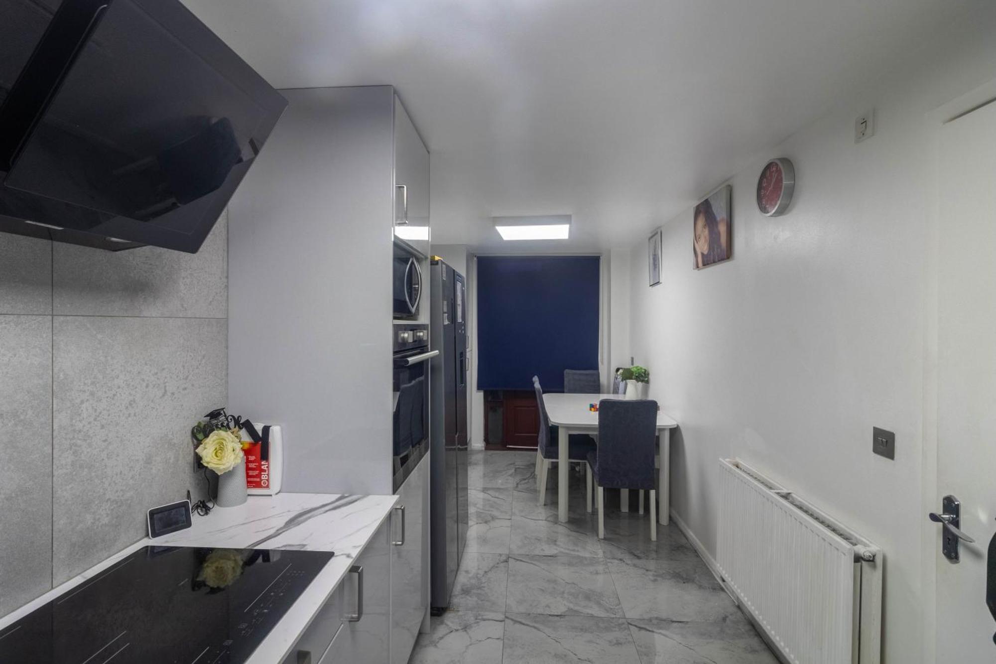 Wembley Serviced By Solara - Free Parking - By Wembley Stadium - Private Garden Apartamento *