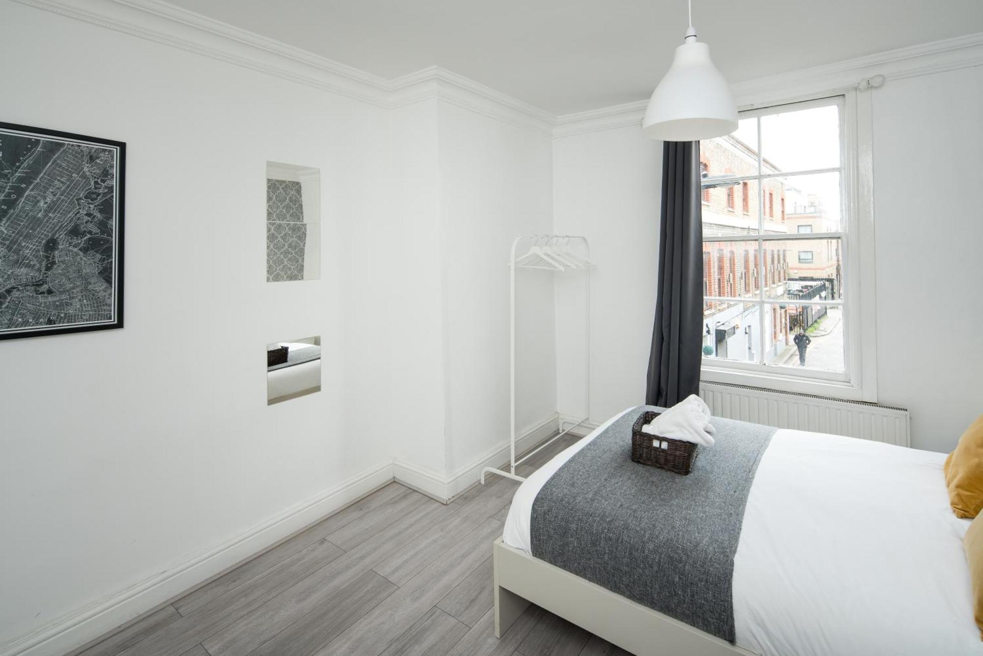Gasthof Private Double Shared Bathroom Near Centre London