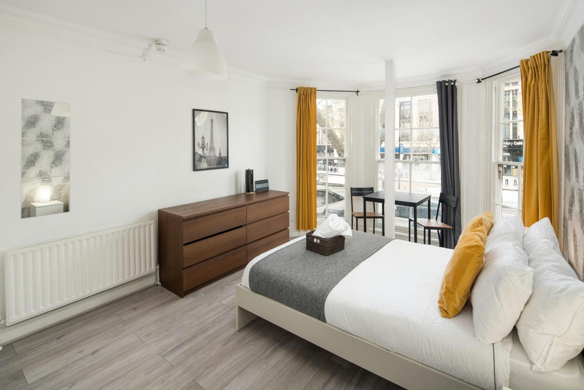 Gasthof Private Double Shared Bathroom Near Centre London