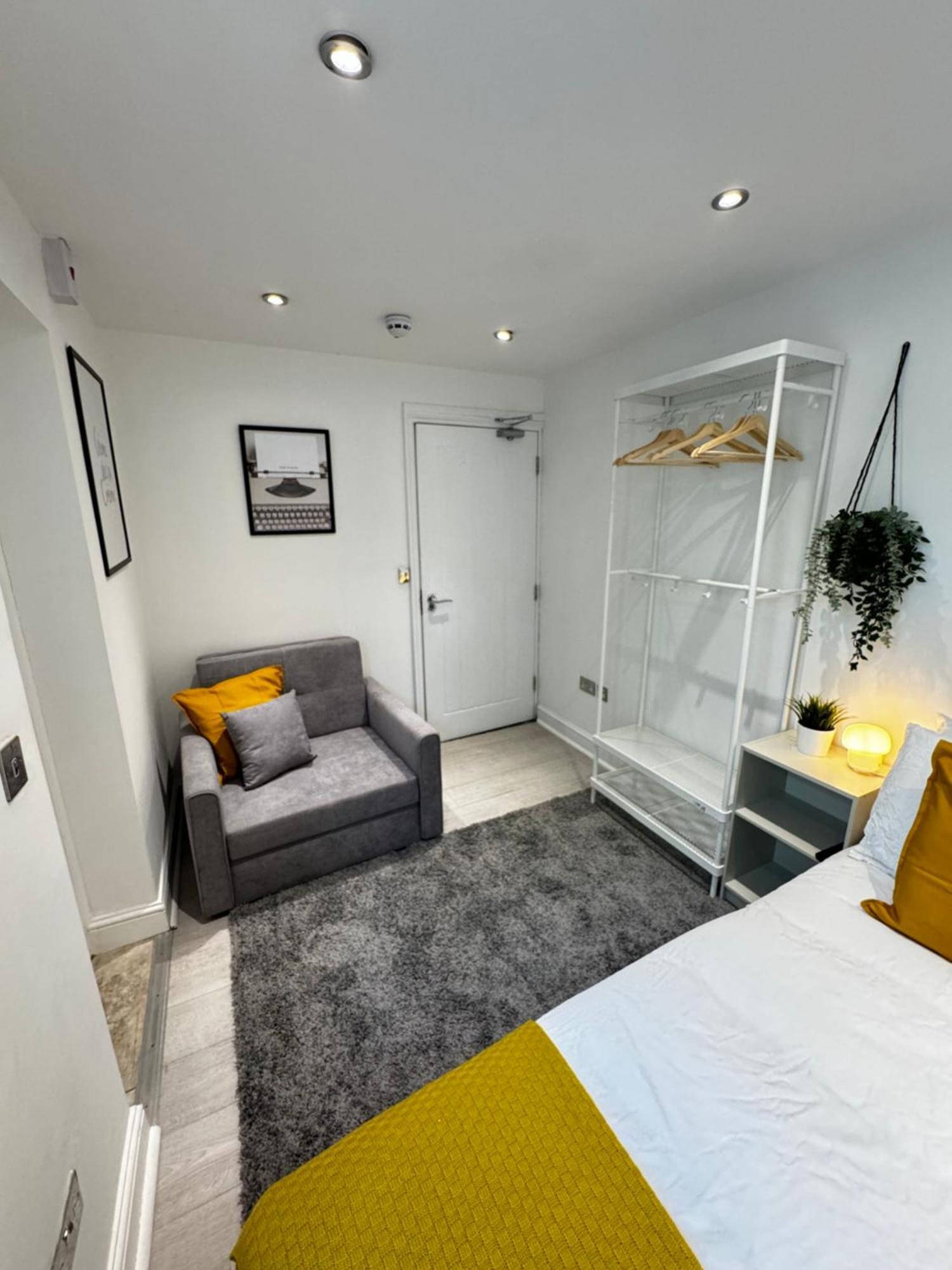 En-suite Bedroom For Up To 4! Sofa Bed - Near Stratford Casa de hóspedes *