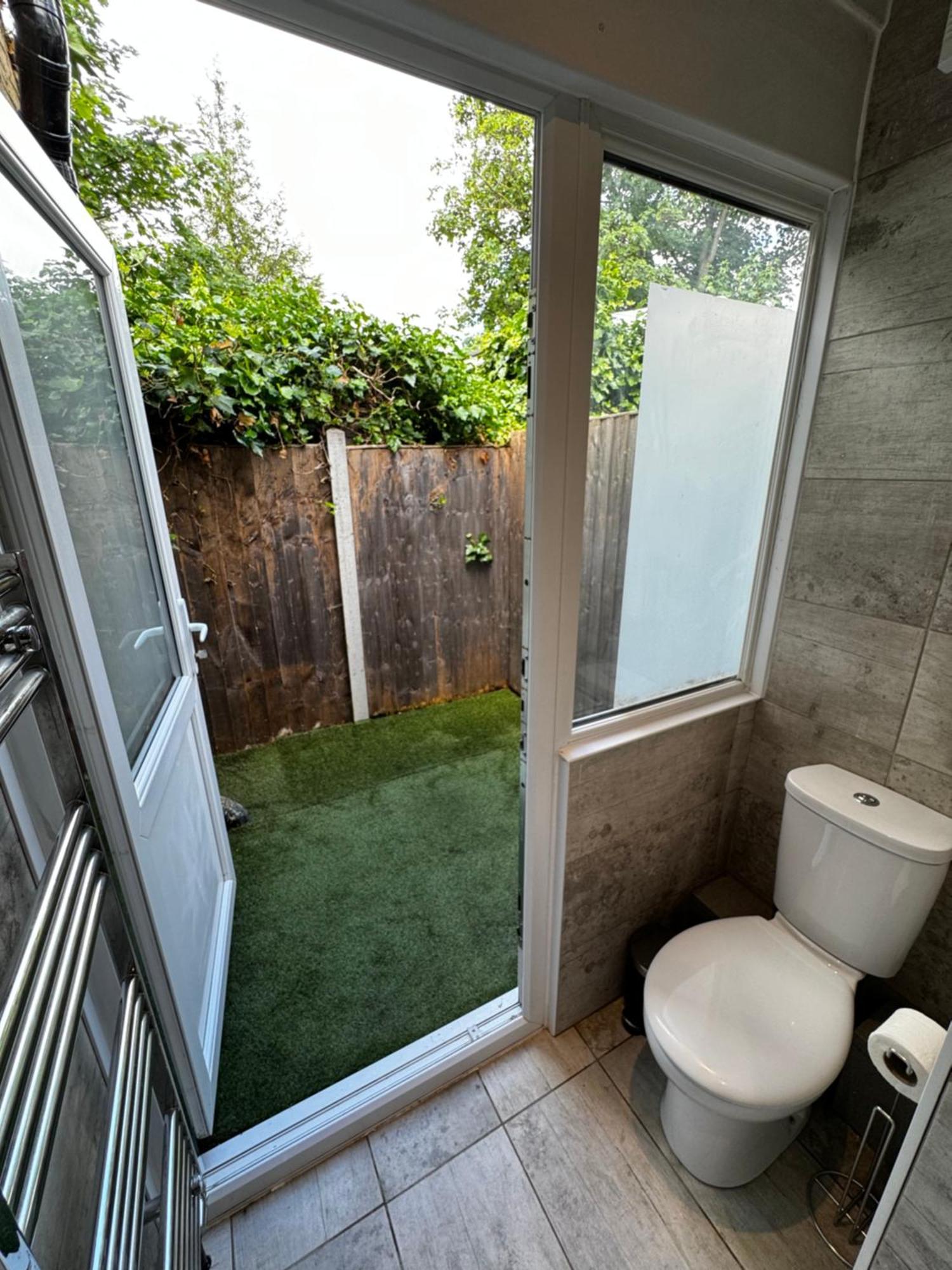 En-suite Bedroom For Up To 4! Sofa Bed - Near Stratford * Londres
