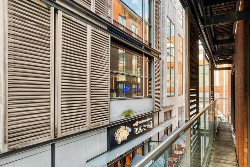 3 Bdr & 2 Bathroom In Bond Street- Central Londres