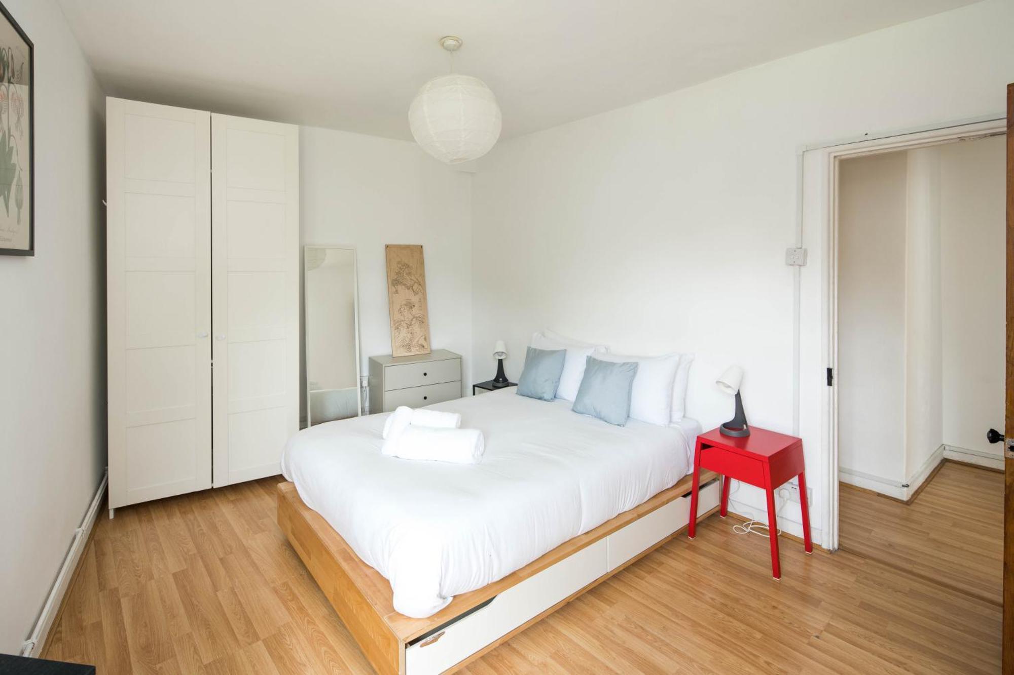 Apartment Stylish 2bd Flat With Balcony Near Stepney