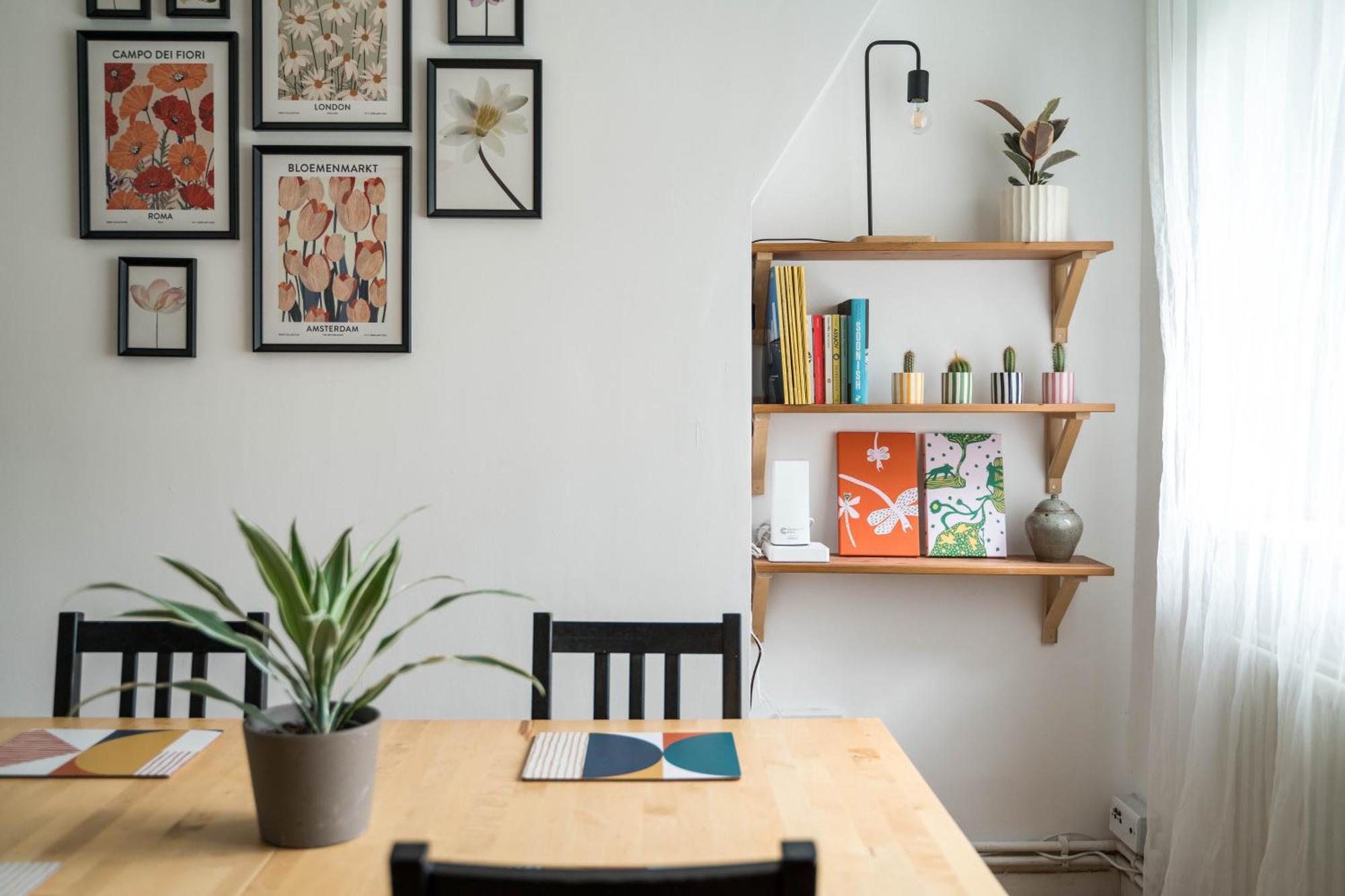 Stylish 2bd Flat With Balcony Near Stepney Apartment *
