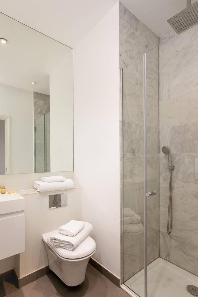 Apartment Stylish 2br In West Kensington , 4 Guests *