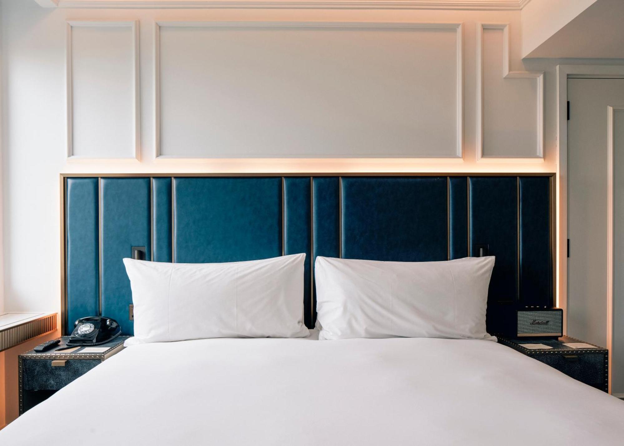 Page8, Page Hotel