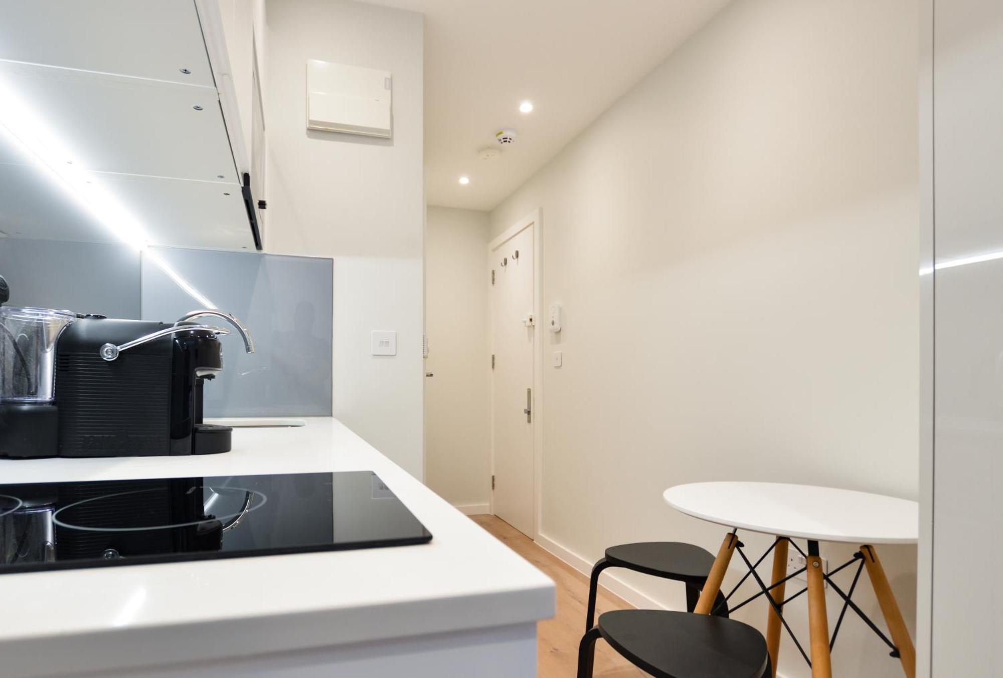 Regents Serviced By Stayprime Apartamento *