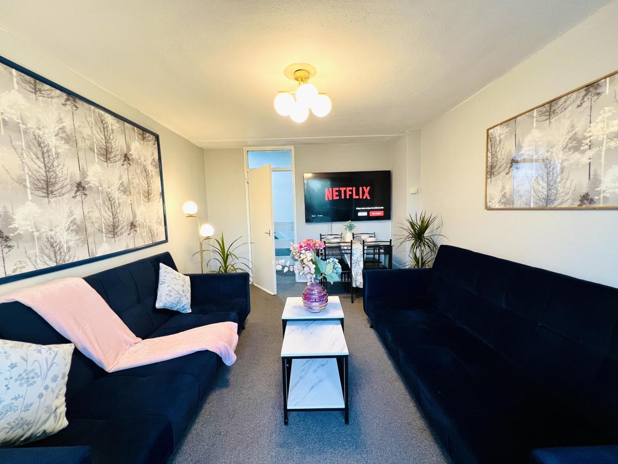 K Paddington 3 Bedroom Renovated Recently *
