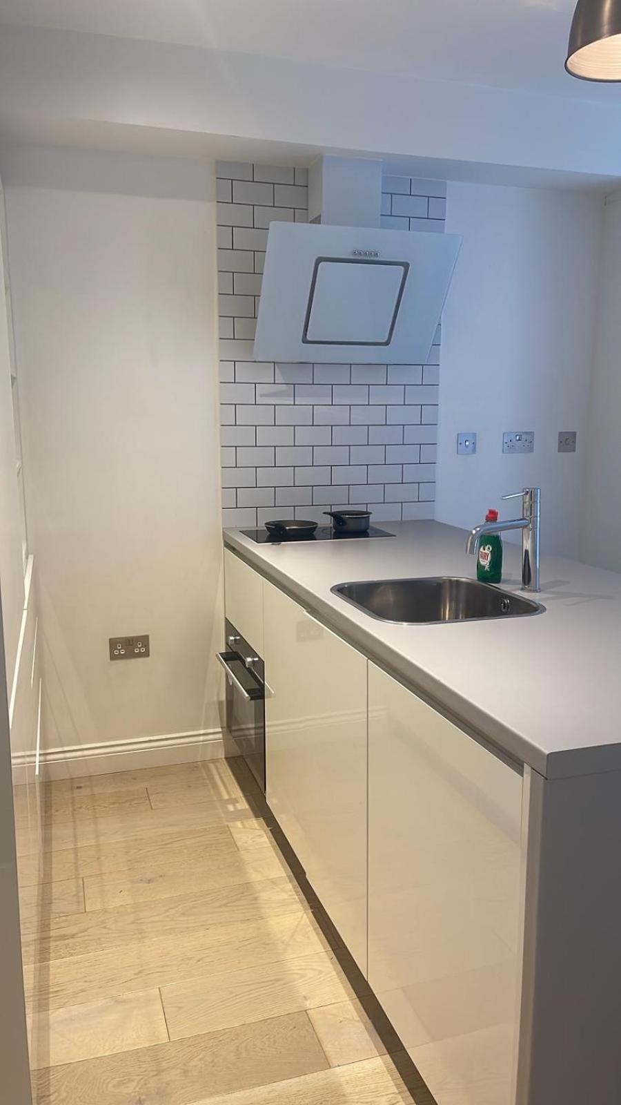 The Chapter- Knightsbridge Apartment *
