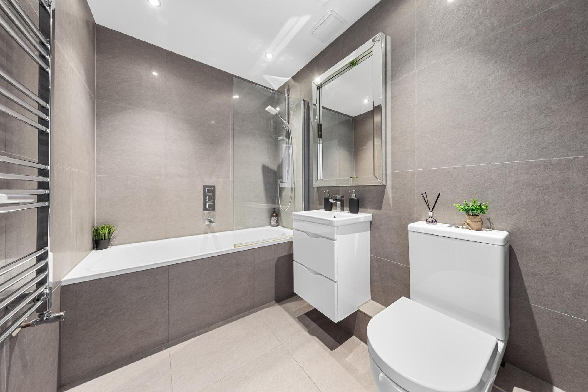 Wimbledon Two Bedroom Luxury - Apartment London