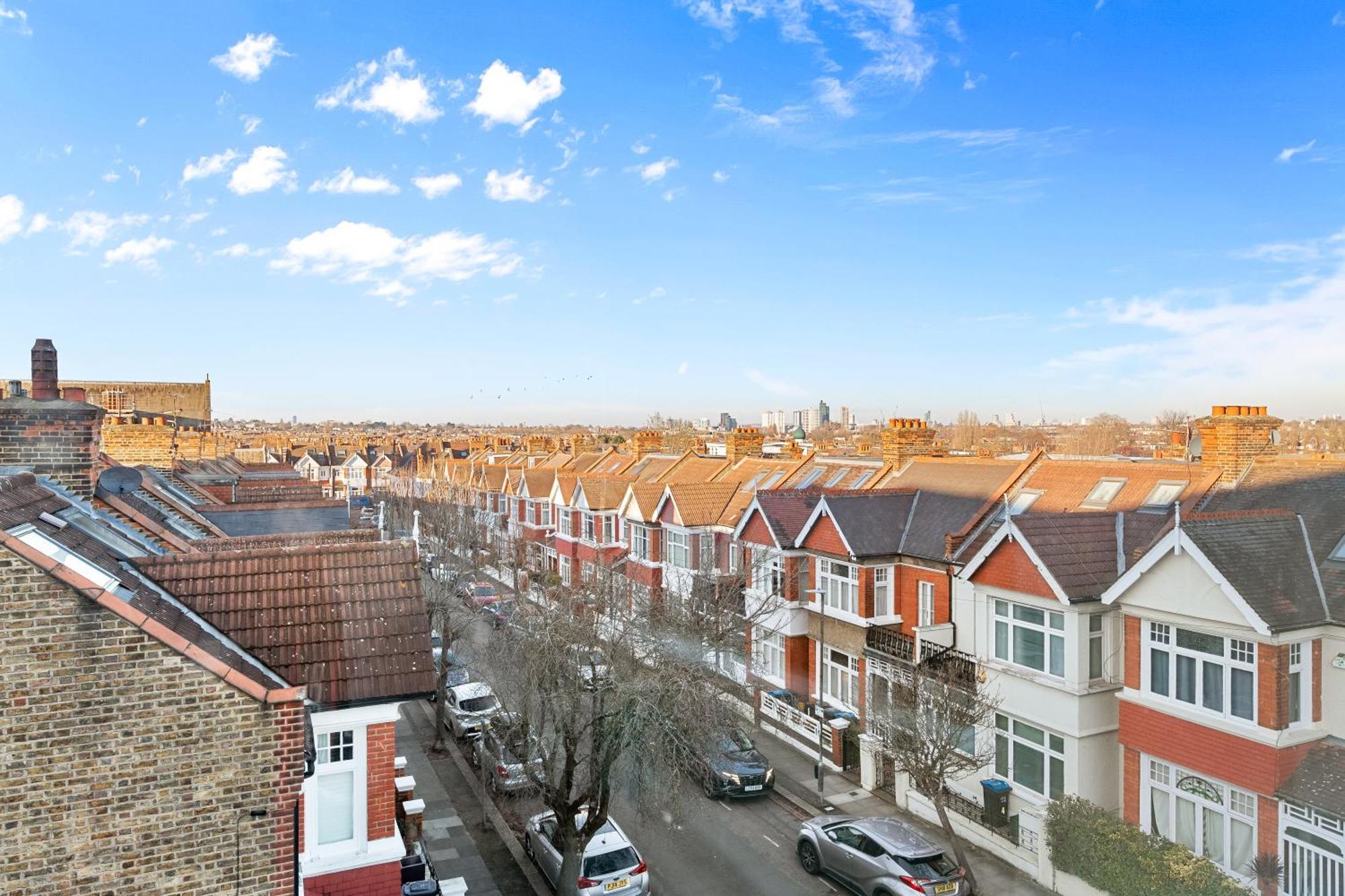 Wimbledon Two Bedroom Luxury - *