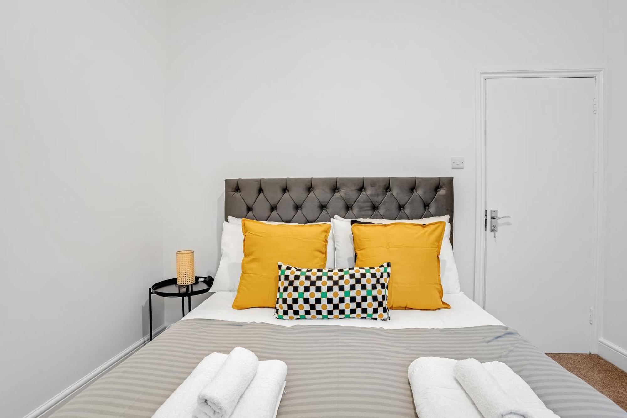2-bed With Garden London