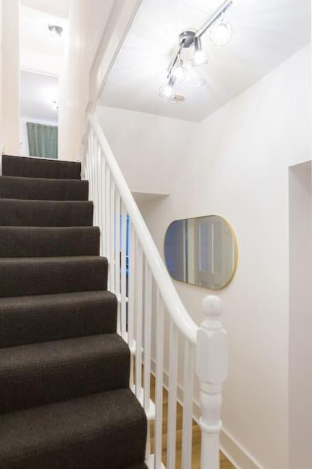 Apartment Two Bedroom In Dalston