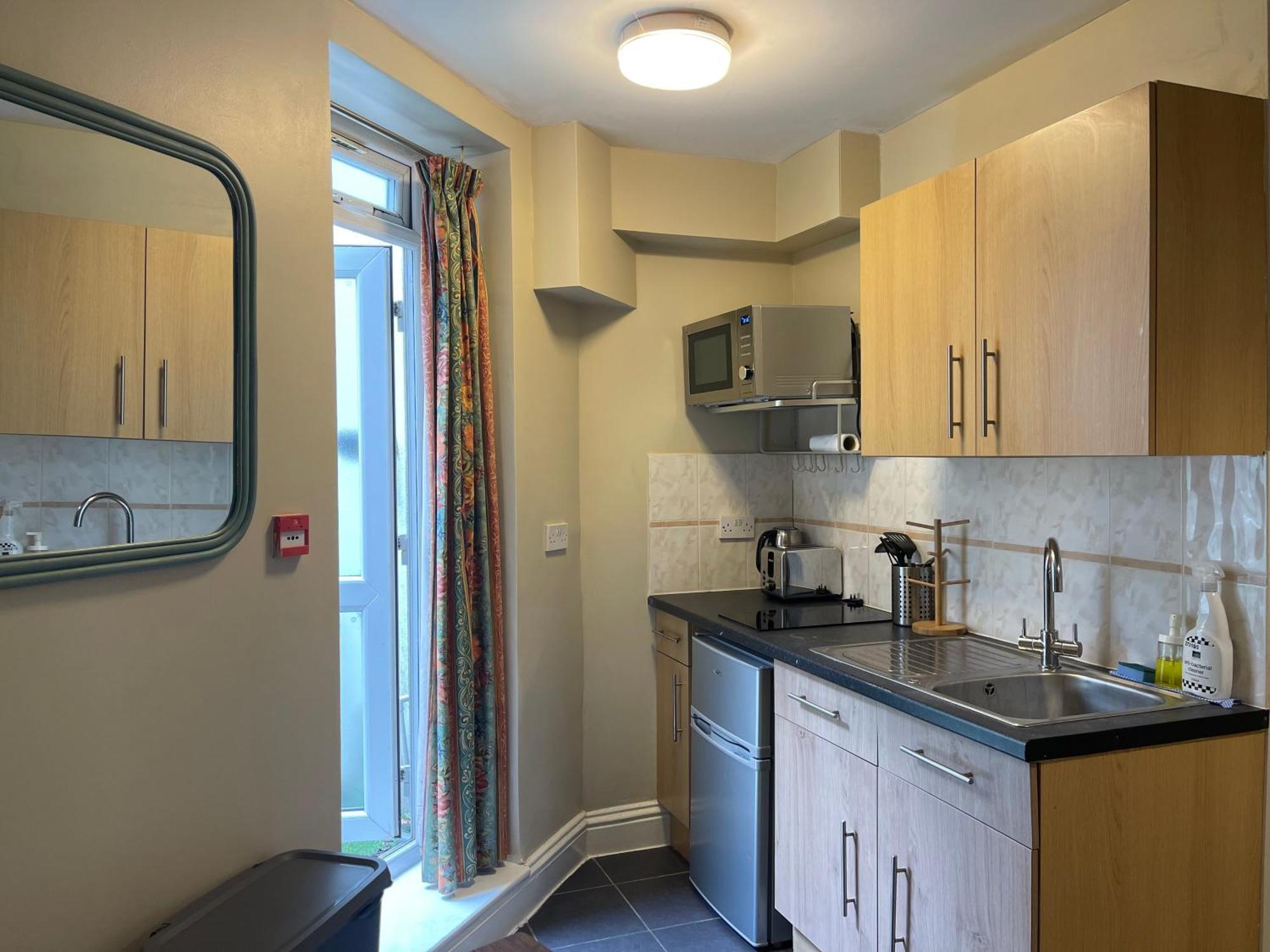 Double With Outdoor Space In King's Cross London
