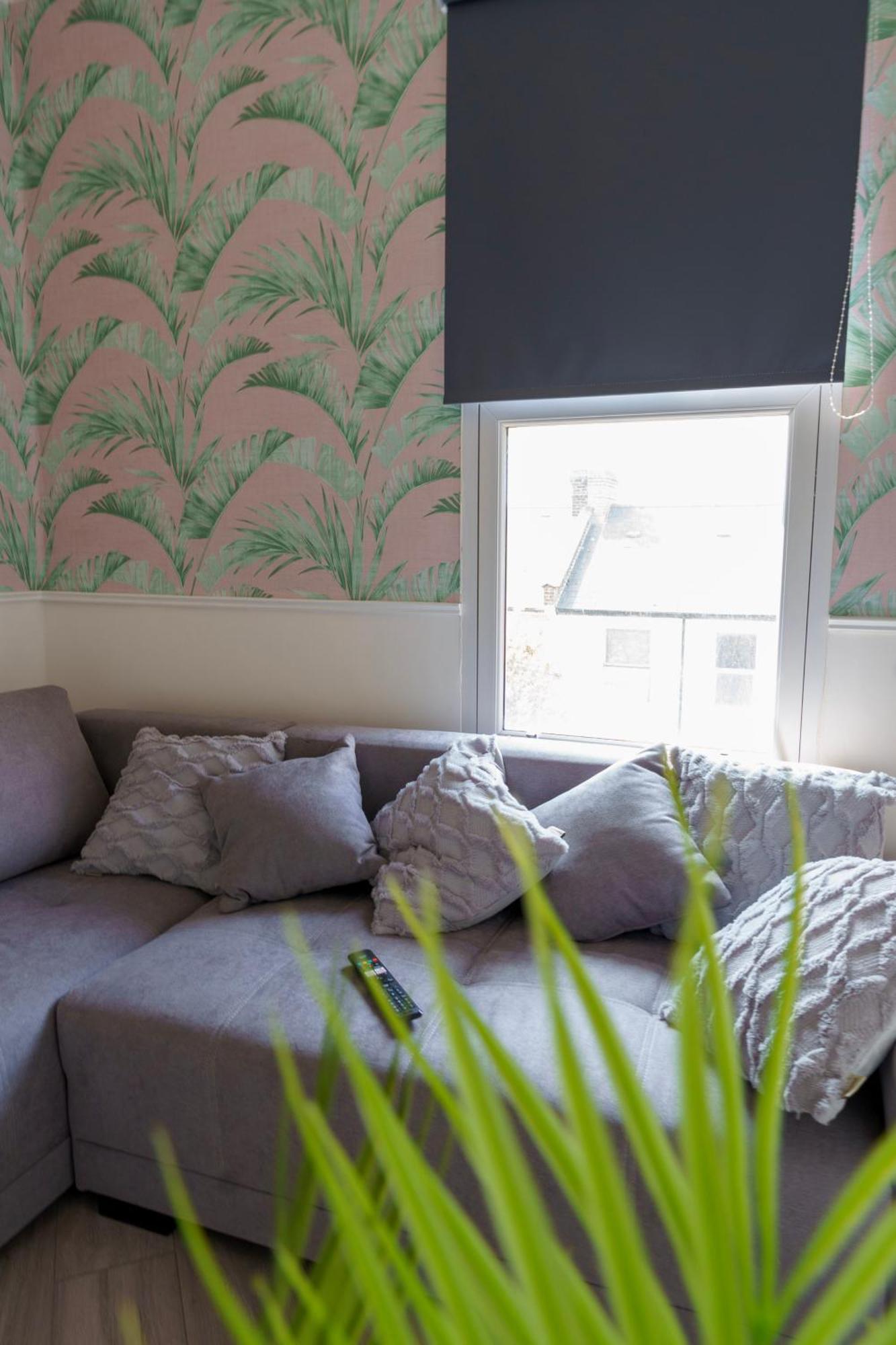 Apartment 5c- Stylish Urban Retreat - Spacious 2 Bed Flat