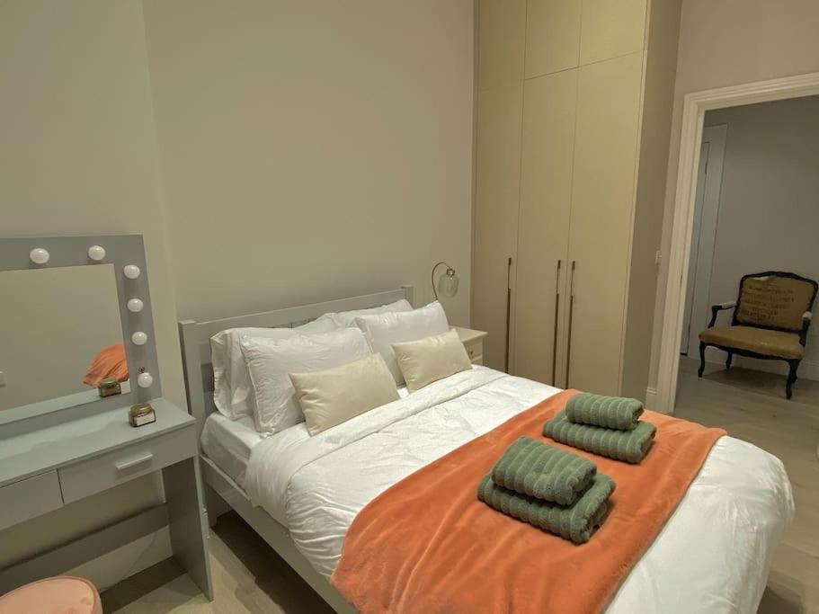 Apartamento Luxury 2-bed Flat With Garden In Hampstead Mansion Londres