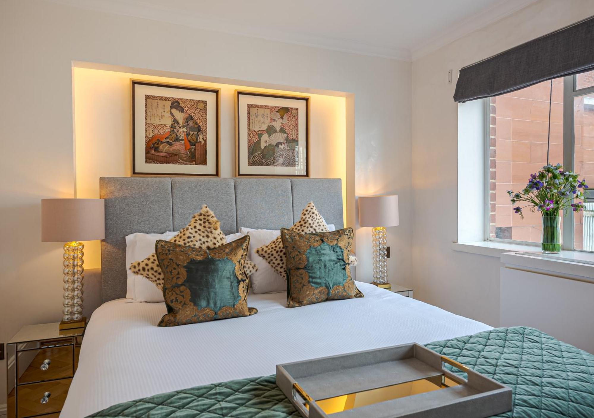 Charming 2 Bed Flat In Knightsbridge Balcony View Of Harrods Apartment *