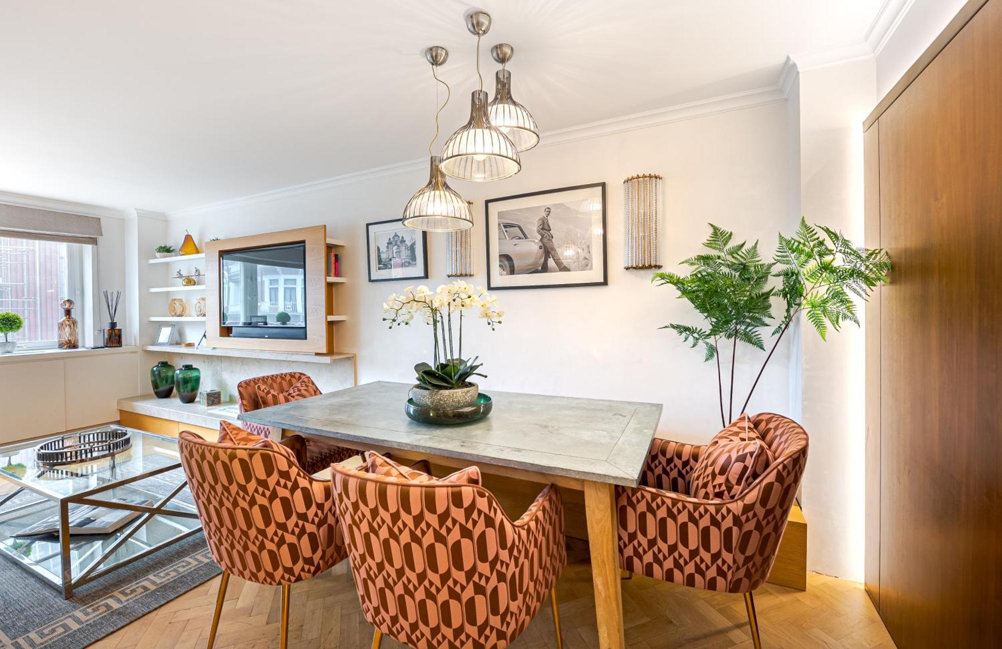 Elegant 2-Bed Flat With Stunning Harrods View Prime Knightsbridge * London