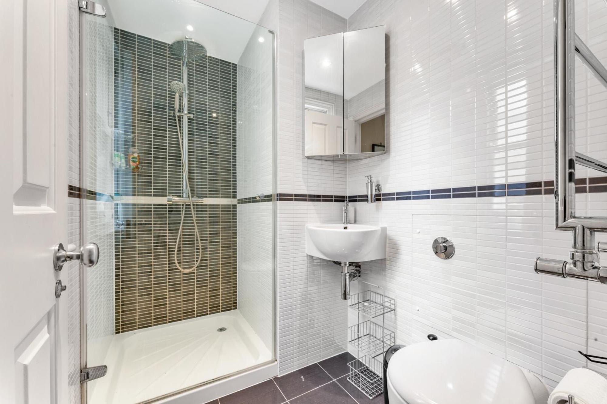 3-bed Grand Triplex In Westminster Apartment