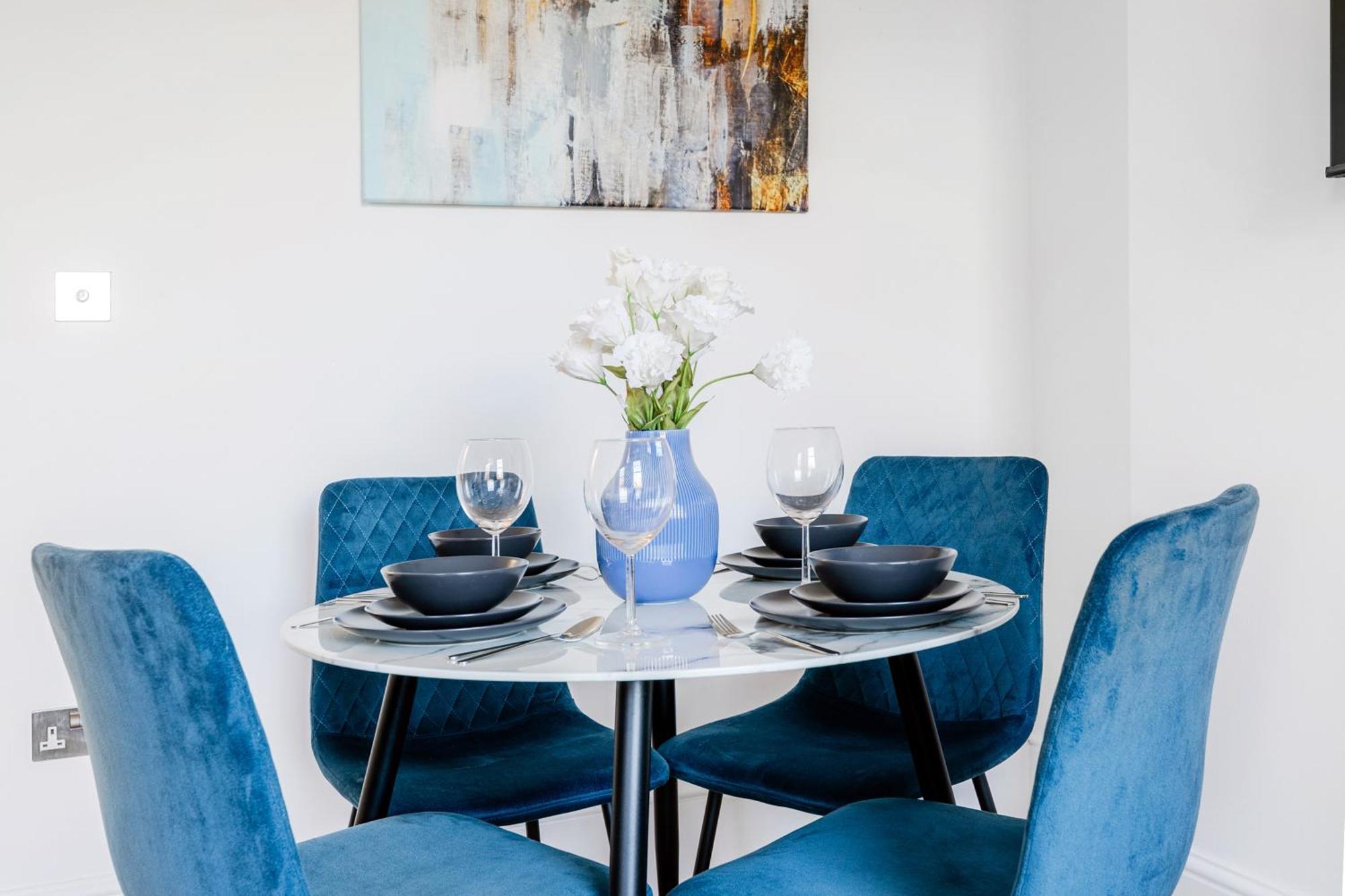 Regent's Park & Baker Street Modern Apartments! *