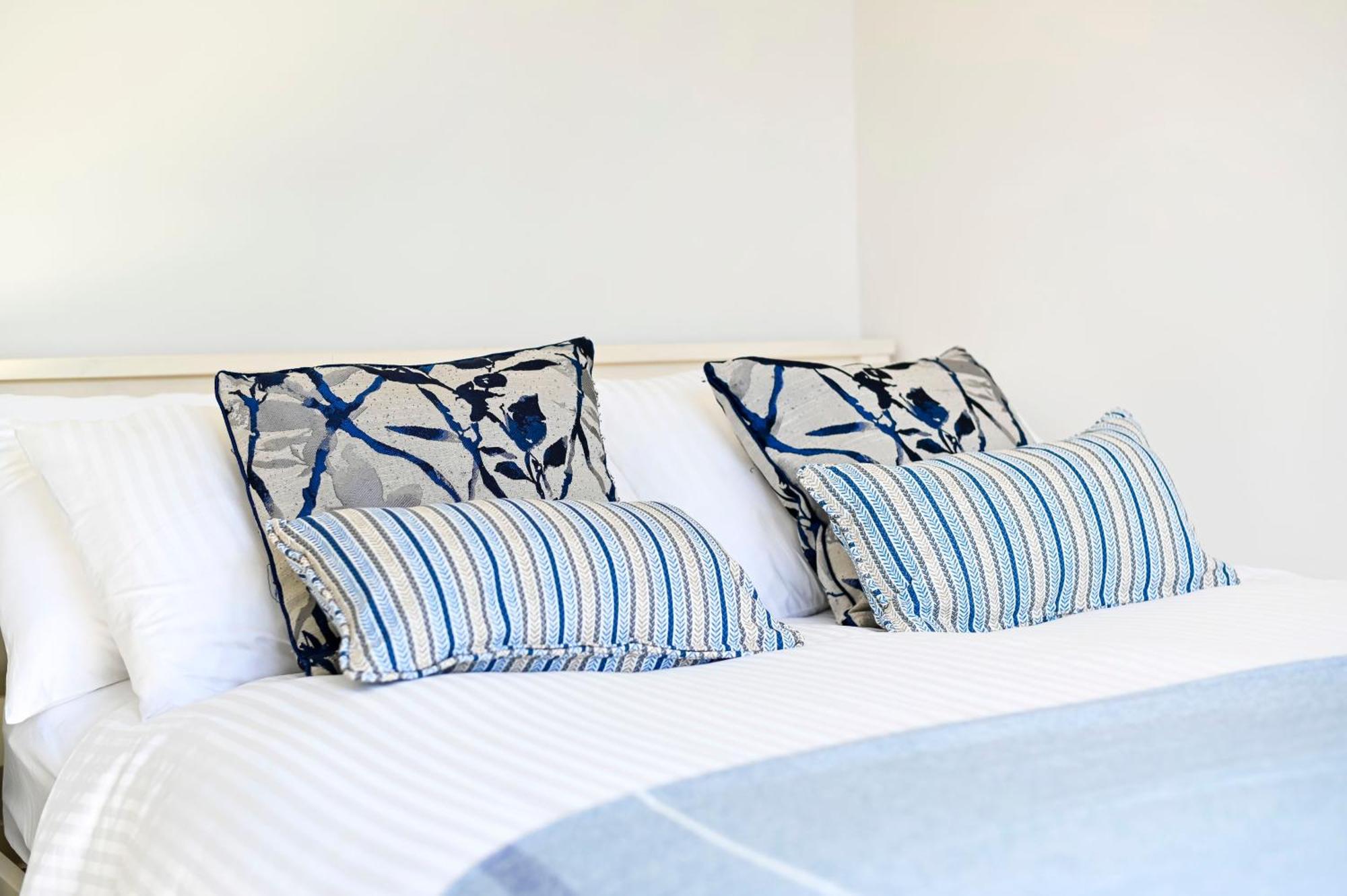 New Chic 3-bed Flat In Clapham Apartment London