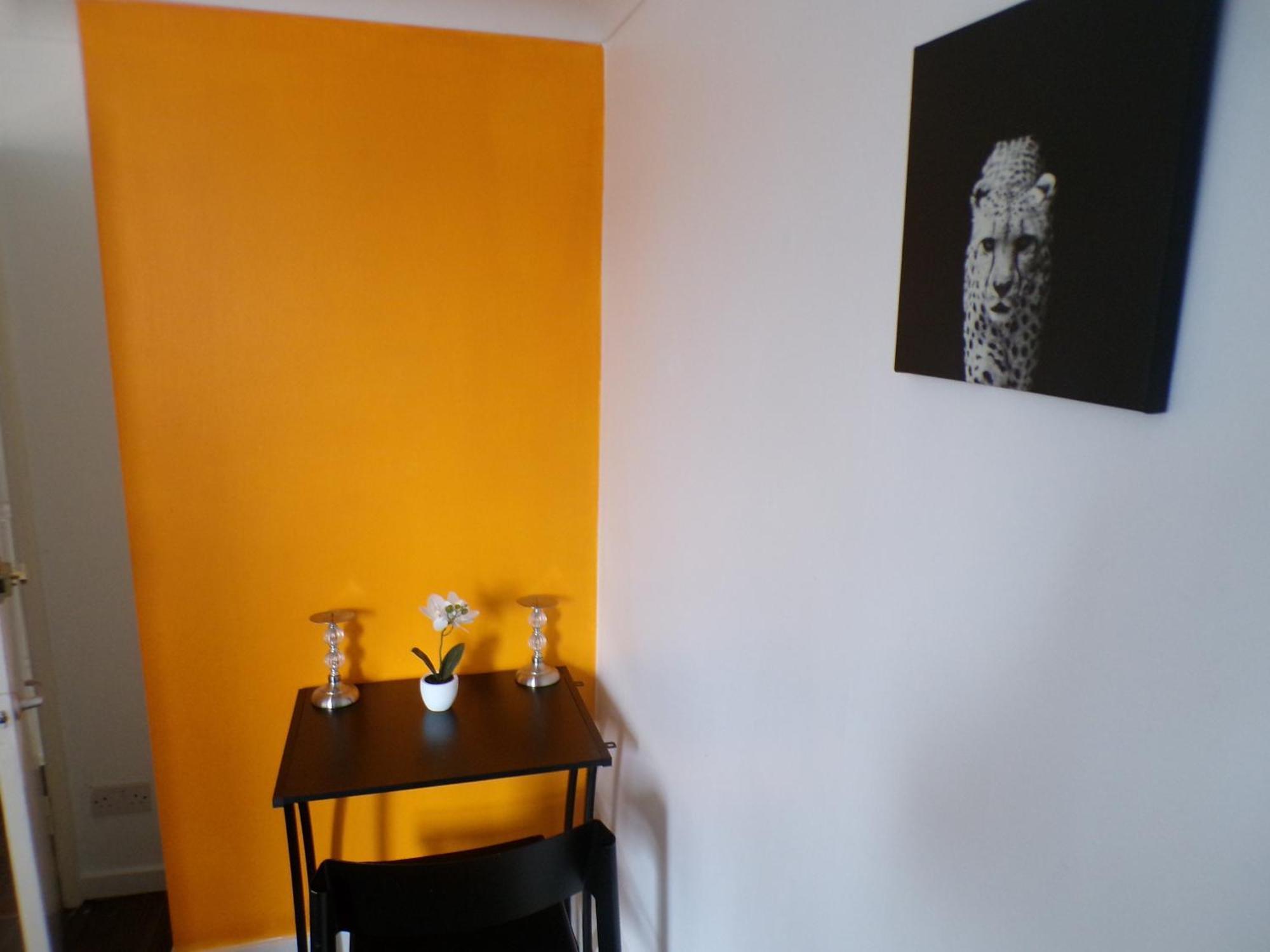 Apartment Chelsea - Orange - *