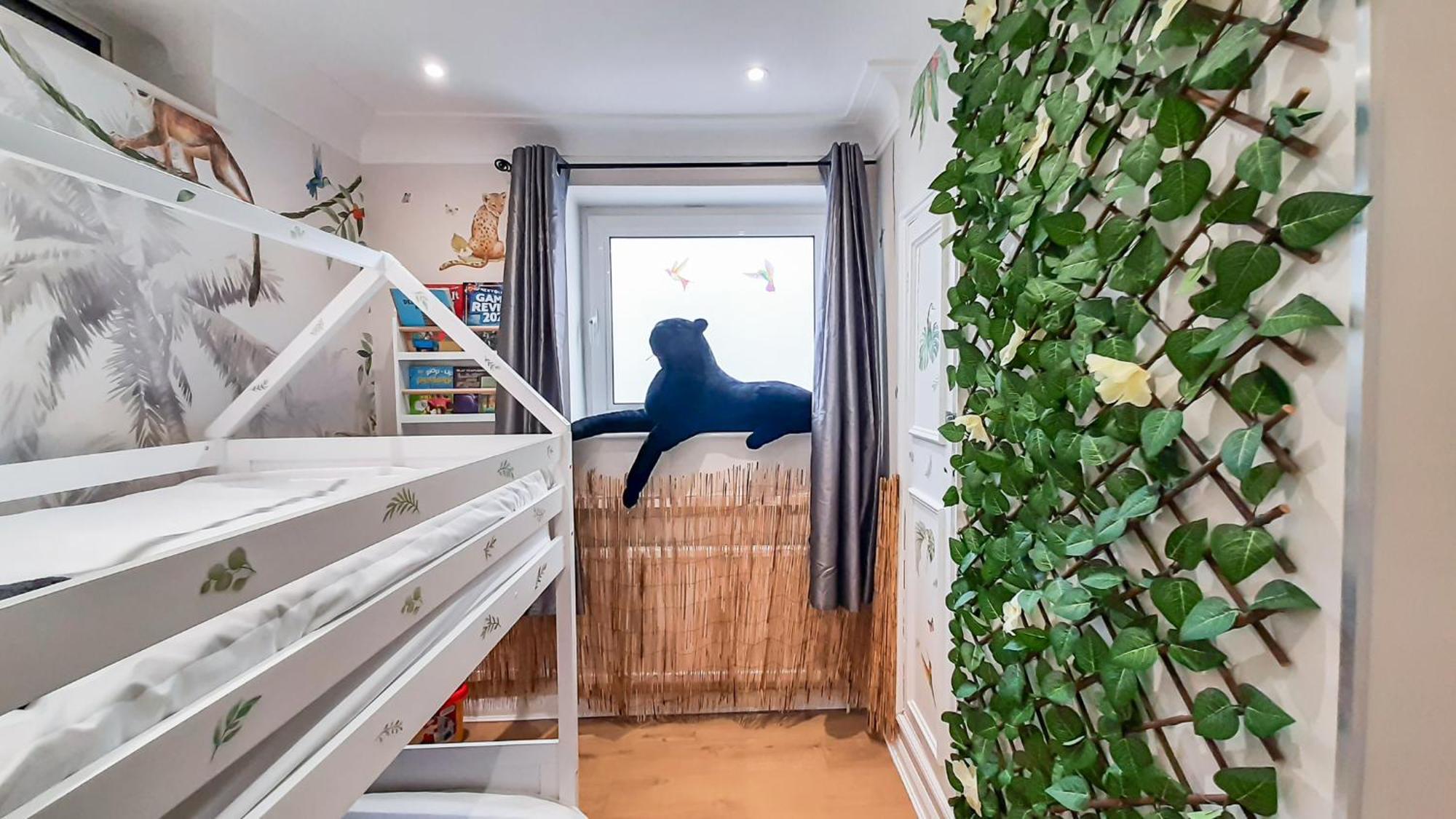 Apartment Enchanting 3 Bedroom Flat London