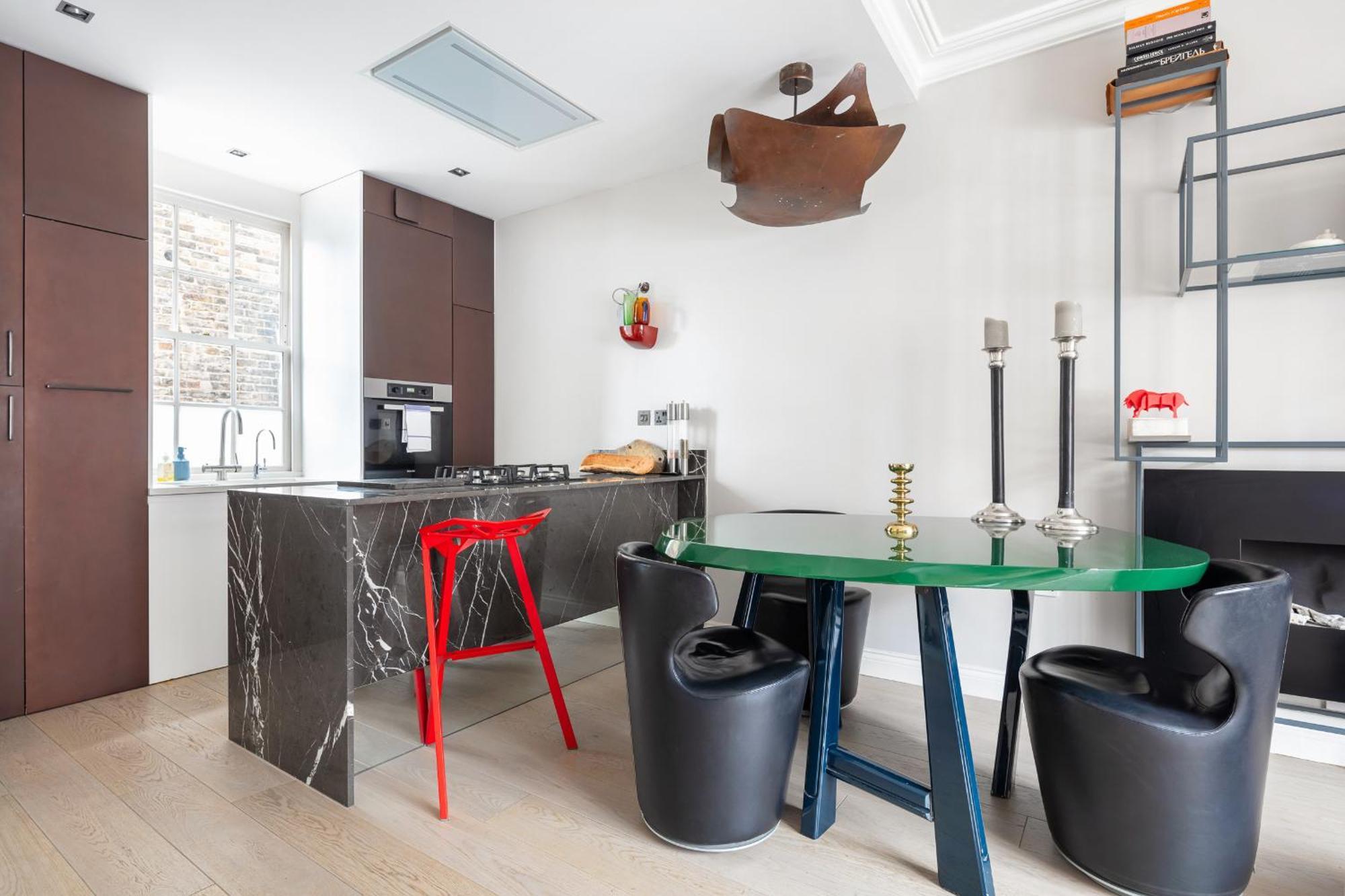 Architectural Triplex House In Heart Of Chelsea Apartment London