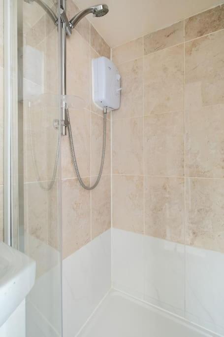 Apartment West Oasis - Escape From Chaos London